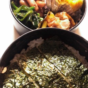 醤油が染み込む お母さんの2段のり弁 レシピ 作り方 By ありみゃ クックパッド 簡単おいしいみんなのレシピが354万品