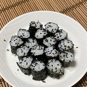 具無しのり巻き お醤油で レシピ 作り方 By あさみ クックパッド 簡単おいしいみんなのレシピが355万品