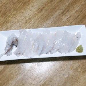 簡単 イカのさばき方 刺身でどうぞ レシピ 作り方 By あいこ大好き クックパッド 簡単おいしいみんなのレシピが354万品