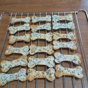 犬用ミルクビスケットクッキー 犬のおやつ レシピ 作り方 By 四季たん クックパッド 簡単おいしいみんなのレシピが360万品