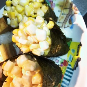 子供よりパパ大好き コーンの軍艦巻き寿司 レシピ 作り方 By よっぴ 121 クックパッド 簡単おいしいみんなのレシピが354万品