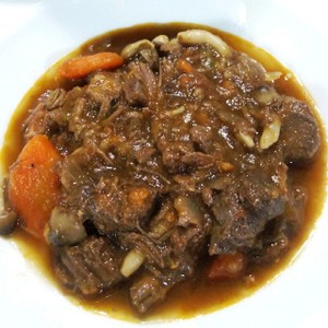 ビストロ 鹿肉の赤ワイン煮込み レシピ 作り方 By ミナト氏 クックパッド 簡単おいしいみんなのレシピが360万品