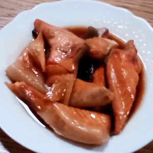 生鮭のあら煮 レシピ 作り方 By みゅう1212 クックパッド 簡単おいしいみんなのレシピが354万品