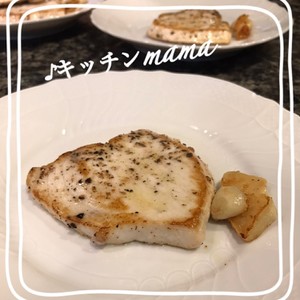 めかじきのムニエル レモンバターソースで レシピ 作り方 By 大 Papa クックパッド 簡単おいしいみんなのレシピが361万品