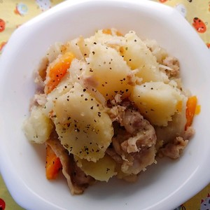 優しい味の塩バター肉じゃが レシピ 作り方 By たっきーママさん クックパッド 簡単おいしいみんなのレシピが360万品