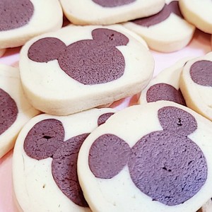 ミッキー型アイスボックスクッキー レシピ 作り方 By Kanaden クックパッド 簡単おいしいみんなのレシピが360万品