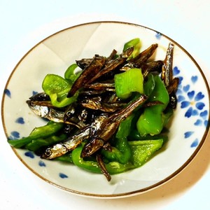 早い ピーマンと小魚佃煮のアレンジ料理 レシピ 作り方 By シェみい クックパッド 簡単おいしいみんなのレシピが356万品