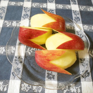 うさぎりんご レシピ 作り方 By ゆうゆう0221 クックパッド 簡単おいしいみんなのレシピが357万品