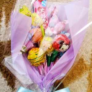 お祝いに お菓子の花束 レシピ 作り方 By 白雪 クックパッド 簡単おいしいみんなのレシピが361万品
