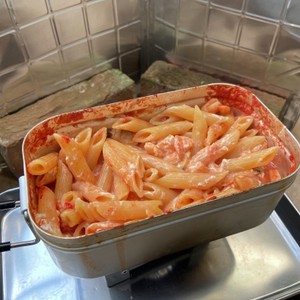 メスティンで作るトマトジュースのペンネ レシピ 作り方 By クック02uztm クックパッド 簡単おいしいみんなのレシピが350万品