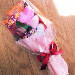 簡単 市販のお菓子でお菓子ブーケ レシピ 作り方 By ミポミポミッポ クックパッド 簡単おいしいみんなのレシピが355万品