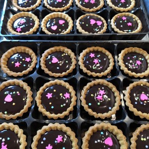材料３つ ミニ生チョコタルト レシピ 作り方 By co クックパッド 簡単おいしいみんなのレシピが359万品