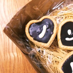 濃厚 ミニチョコカップタルト レシピ 作り方 By ダイソー クックパッド 簡単おいしいみんなのレシピが356万品