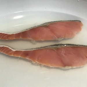 魚だって50度洗い 臭み雑味がマジ取れる レシピ 作り方 By サバ先生 クックパッド 簡単おいしいみんなのレシピが371万品