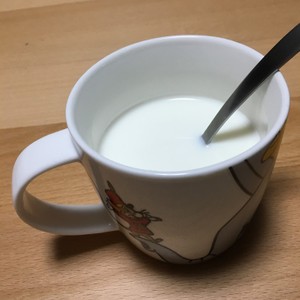 喉が痛いときに はちみつ入りホットミルク レシピ 作り方 By ぴぃぐ クックパッド 簡単おいしいみんなのレシピが354万品
