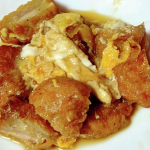 簡単に出来るザンギのふわとろ卵とじ丼 レシピ 作り方 By 札幌在住の松島タツオ クックパッド 簡単おいしいみんなのレシピが360万品