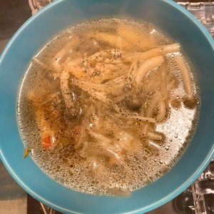 もやしとベーコンの和風コンソメスープ レシピ 作り方 By Emyo クックパッド 簡単おいしいみんなのレシピが353万品
