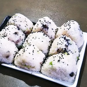 炊飯器で簡単 早い 北海道の甘納豆お赤飯 レシピ 作り方 By そいらて クックパッド 簡単おいしいみんなのレシピが352万品