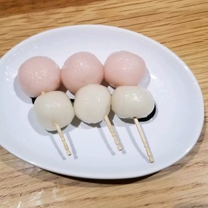ひな祭りに３色団子 レシピ 作り方 By おこげごはん クックパッド 簡単おいしいみんなのレシピが360万品