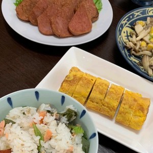 スパムの焼き方 カロリーダウン油不使用 レシピ 作り方 By ゆこりーな クックパッド 簡単おいしいみんなのレシピが353万品