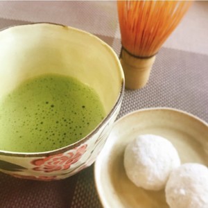美しい日本のお茶 失敗しない抹茶の立て方 レシピ 作り方 By 時花菜 クックパッド 簡単おいしいみんなのレシピが356万品