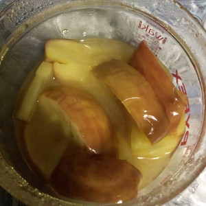りんごまるごと レンジで簡単焼きりんご レシピ 作り方 By めぐみの郷 クックパッド 簡単おいしいみんなのレシピが350万品