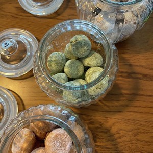 さくほろ 濃厚 スノーボール 大量生産 レシピ 作り方 By Cookieʚ ɞ クックパッド 簡単おいしいみんなのレシピが360万品