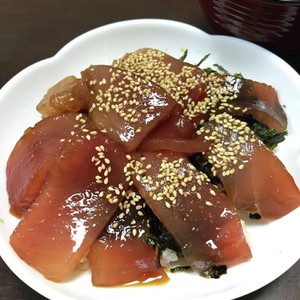 旨っ ビンチョウマグロの漬け丼 レシピ 作り方 By Shokenママ クックパッド 簡単おいしいみんなのレシピが353万品