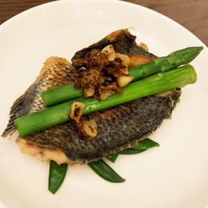 黒鯛のムニエル ガーリック マスタードで レシピ 作り方 By ゆるっとmascle クックパッド 簡単おいしいみんなのレシピが356万品