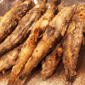 カラッとふんわり メヒカリの唐揚げ レシピ 作り方 By 熊八 クックパッド 簡単おいしいみんなのレシピが353万品