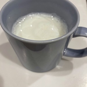 喉に良いはちみつ濃厚ホットみるく レシピ 作り方 By 白雪希 クックパッド 簡単おいしいみんなのレシピが354万品
