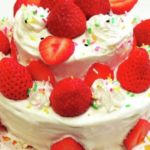 スポンジ1つ De 2段ショートケーキ レシピ 作り方 By Piko Rin クックパッド 簡単おいしいみんなのレシピが359万品