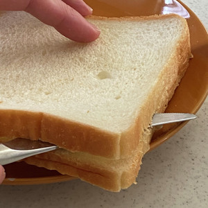 5枚切り食パンをきれいに半分に切る裏ワザ レシピ 作り方 By 栗きん豚 クックパッド 簡単おいしいみんなのレシピが361万品