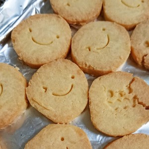 ココナッツオイルで 米粉クッキー レシピ 作り方 By ディナーカレー クックパッド 簡単おいしいみんなのレシピが352万品