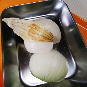簡単 時短10秒で 玉ねぎの皮むき完了 レシピ 作り方 By Chunchun クックパッド 簡単おいしいみんなのレシピが352万品