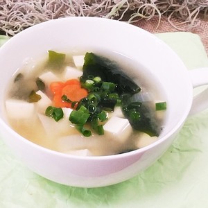 豆腐とたまねぎとわかめのみそ汁 レシピ 作り方 By キコりん クックパッド 簡単おいしいみんなのレシピが352万品