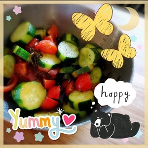 超簡単 キュウリとトマトの塩昆布サラダ レシピ 作り方 By ちゃん嫁 クックパッド 簡単おいしいみんなのレシピが350万品