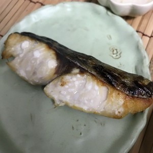 ふっくら香ばしい鰆の塩焼き レシピ 作り方 By Roseatek クックパッド 簡単おいしいみんなのレシピが359万品