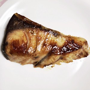 油なしでもふっくら 鰤の塩焼き レシピ 作り方 By ままにゃん クックパッド 簡単おいしいみんなのレシピが354万品