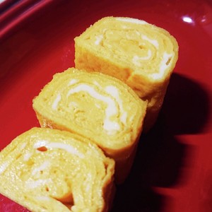 卵１個で しっとりきれいな黄色の卵焼き レシピ 作り方 By ぷらすないん クックパッド 簡単おいしいみんなのレシピが351万品