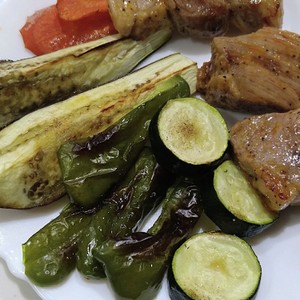 家事ヤロウ 魚焼きグリルで絶品焼き野菜 レシピ 作り方 By ごーるでんきゃっする クックパッド 簡単おいしいみんなのレシピが354万品