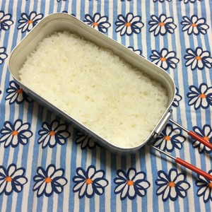 メスティン 基本の白飯1合 キャンプ飯 レシピ 作り方 By たまにはおそとめし クックパッド 簡単おいしいみんなのレシピが357万品