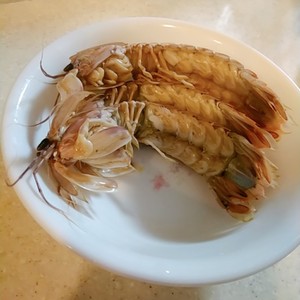 シャコの美味しい茹で方と剥き方 レシピ 作り方 By きのこや クックパッド 簡単おいしいみんなのレシピが361万品