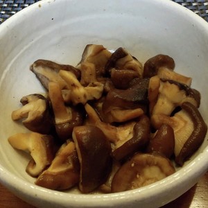 レンジおつまみ しいたけのピリピリ黒胡椒のつくれぽ クックパッド 簡単おいしいみんなのレシピが352万品