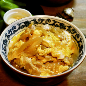 フライパン一つで ふわトロ親子丼 レシピ 作り方 By ﾊﾅﾐｽﾞｷ クックパッド 簡単おいしいみんなのレシピが352万品