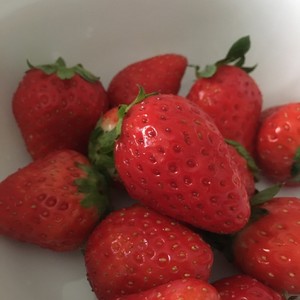 豆知識 いちごは水で洗いましょう レシピ 作り方 By マリゴン25 クックパッド 簡単おいしいみんなのレシピが365万品