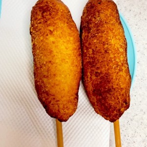 超カリカリっ アメリカンドッグ レシピ 作り方 By Kkomugi クックパッド 簡単おいしいみんなのレシピが353万品