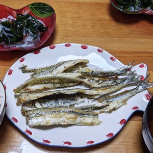 サヨリのクレイジーソルト焼き レシピ 作り方 By ブンブンたん クックパッド 簡単おいしいみんなのレシピが356万品