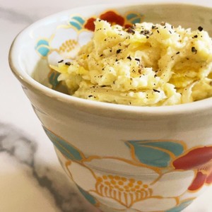 たくあんとクリームチーズのポテトサラダ レシピ 作り方 By 晴晴食堂 クックパッド 簡単おいしいみんなのレシピが366万品