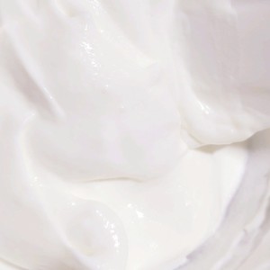 牛乳で作る簡単ホイップクリーム 材料3つ レシピ 作り方 By さんどりよん クックパッド 簡単おいしいみんなのレシピが356万品